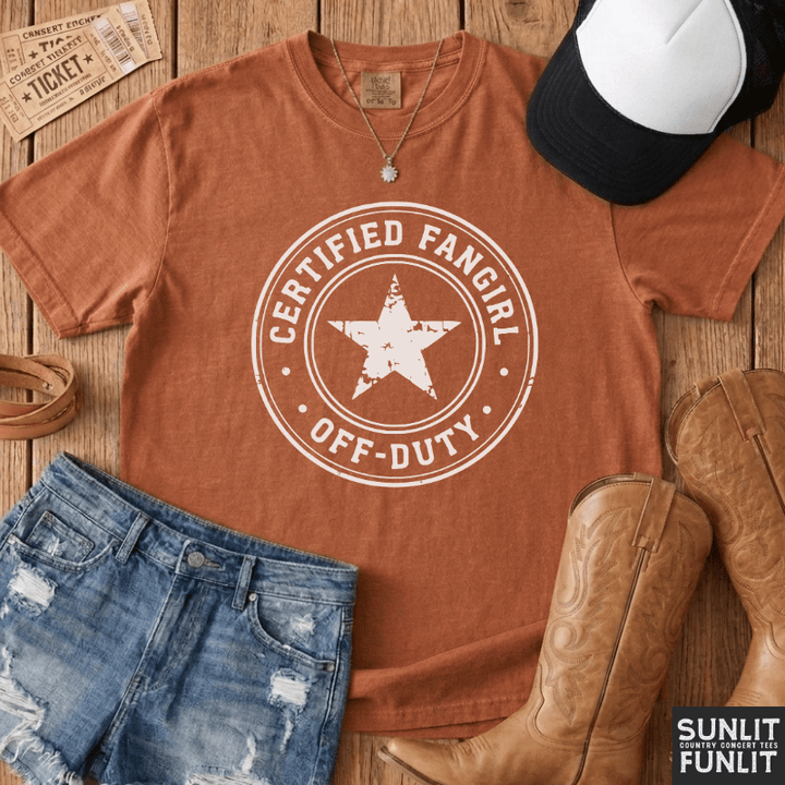 Certified Fangirl - Off Duty Tee