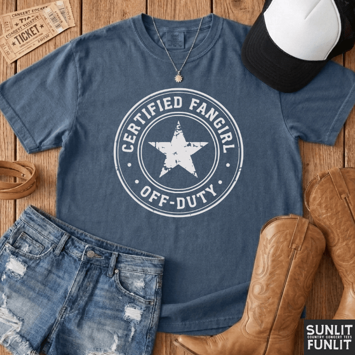 Certified Fangirl - Off Duty Tee