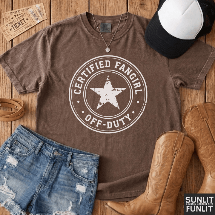 Certified Fangirl - Off Duty Tee