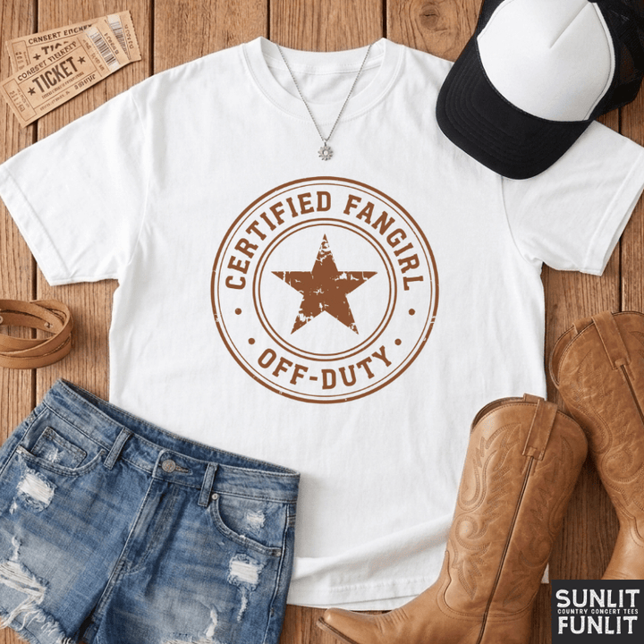 Certified Fangirl - Off Duty Tee