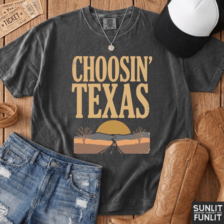 Choosin' Texas Sunset Road Tee