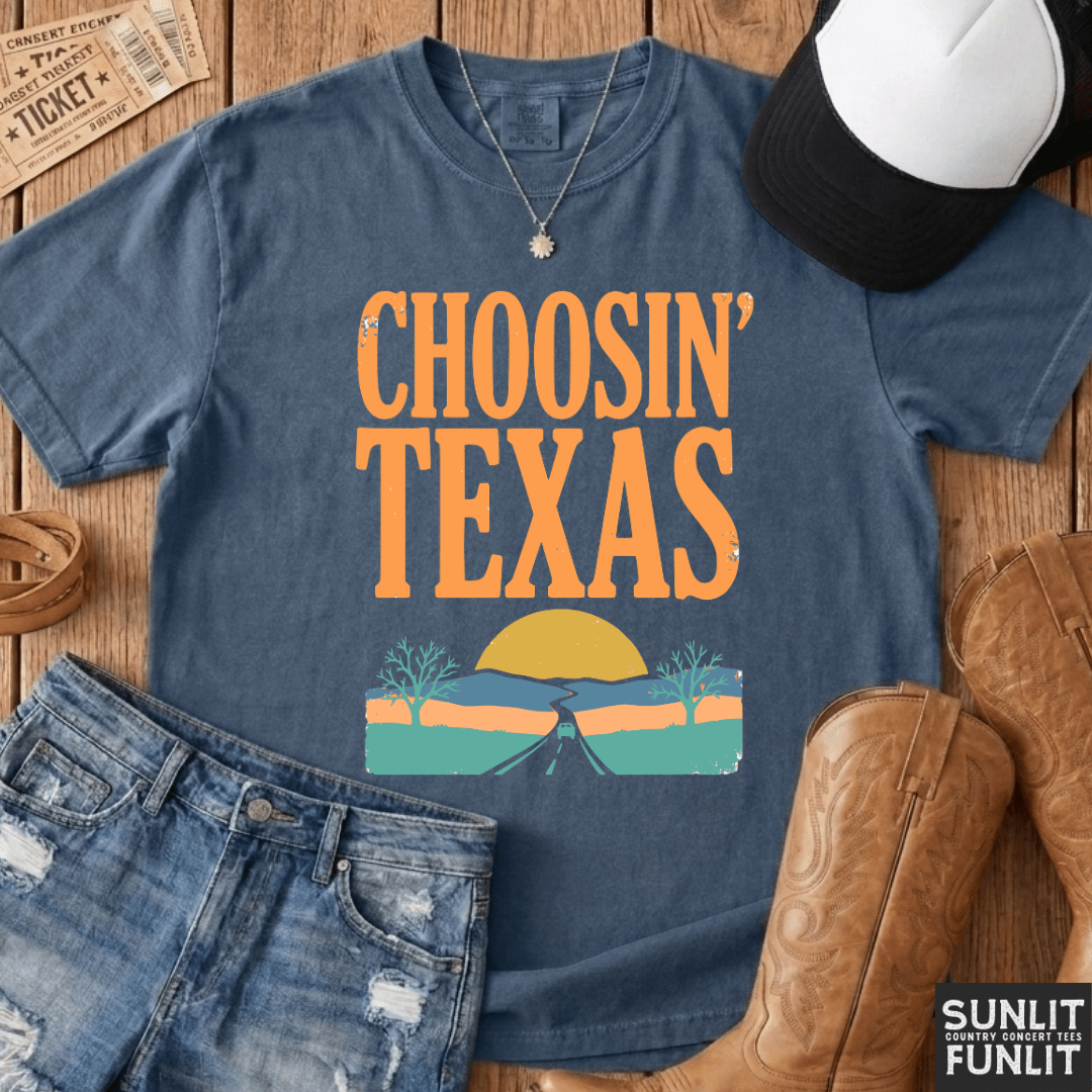 Choosin' Texas Sunset Road Tee