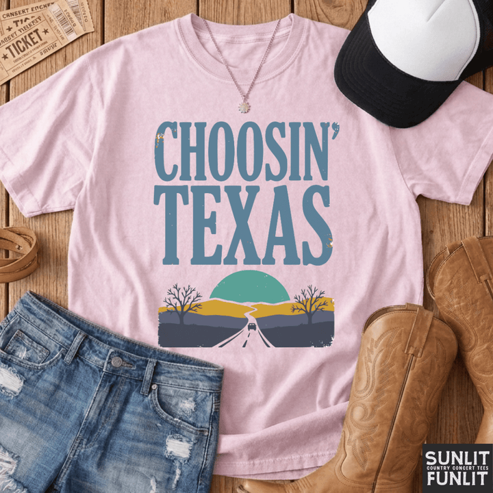 Choosin' Texas Sunset Road Tee
