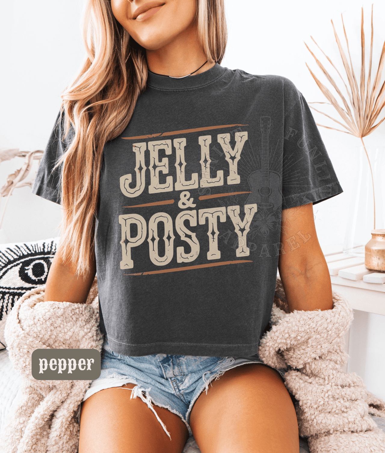 Jelly Posty Comfort Colors Cropped Tee - Sunlit Funlit | Graphic Tees for Country Concert Addicts